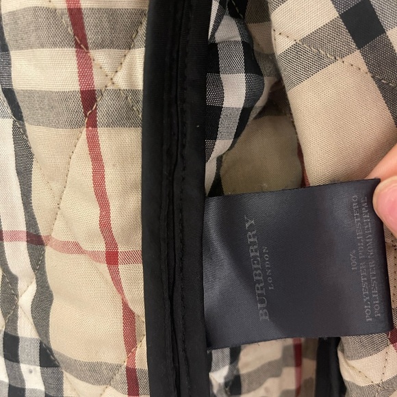 Burberry Quilted Womens Black Jacket - Picture 3 of 5